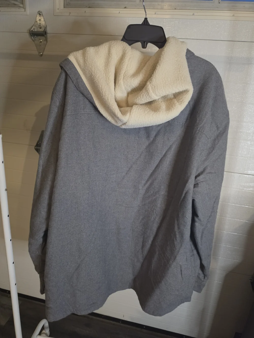 The North Face Men’s Gray Sherpa-Lined Hooded Jacket Size XXL